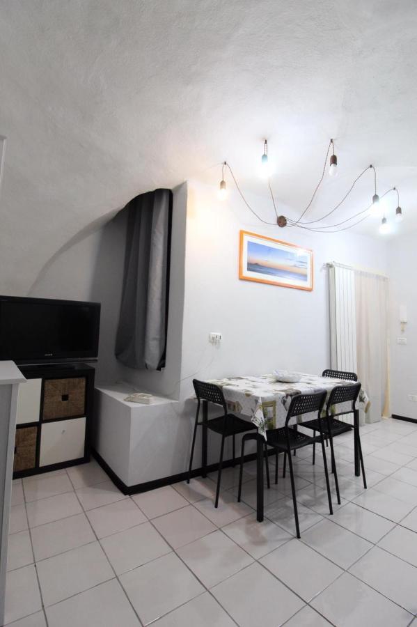 Appartamento Malosaro Villanova d'Albenga Bagian luar foto